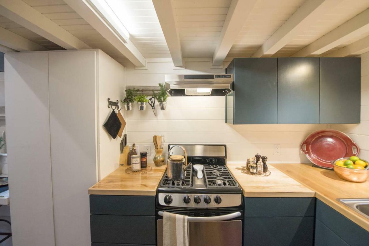Montana Escape Elegant Tiny House In Waco Near Magnolia Villa Ngoại thất bức ảnh