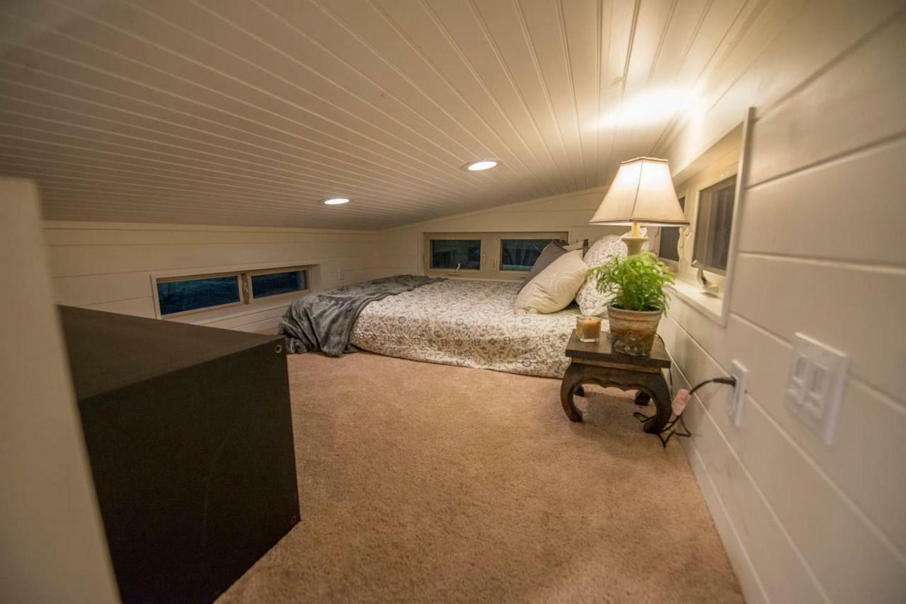 Montana Escape Elegant Tiny House In Waco Near Magnolia Villa Ngoại thất bức ảnh